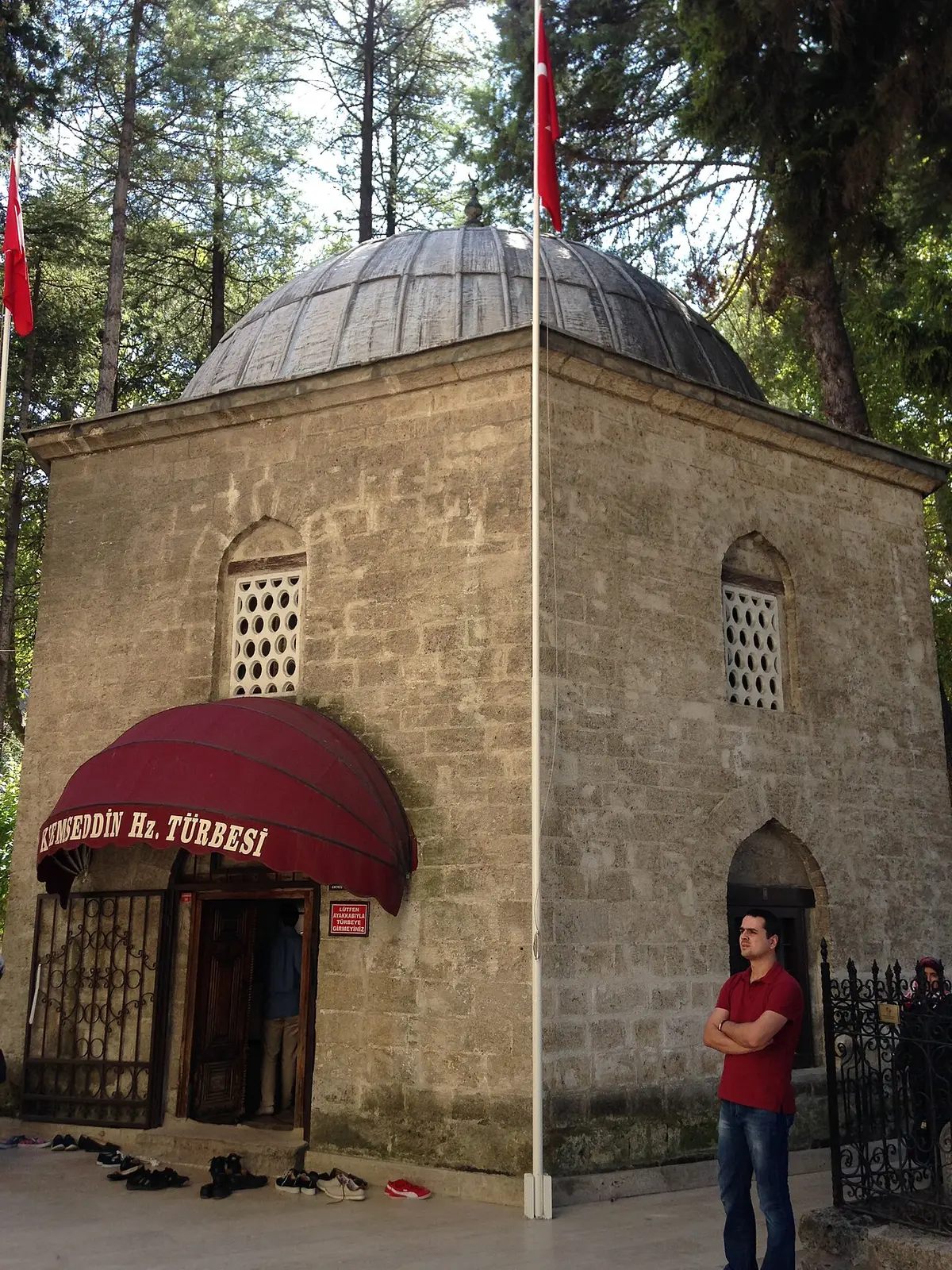 Akşemseddin Türbesi