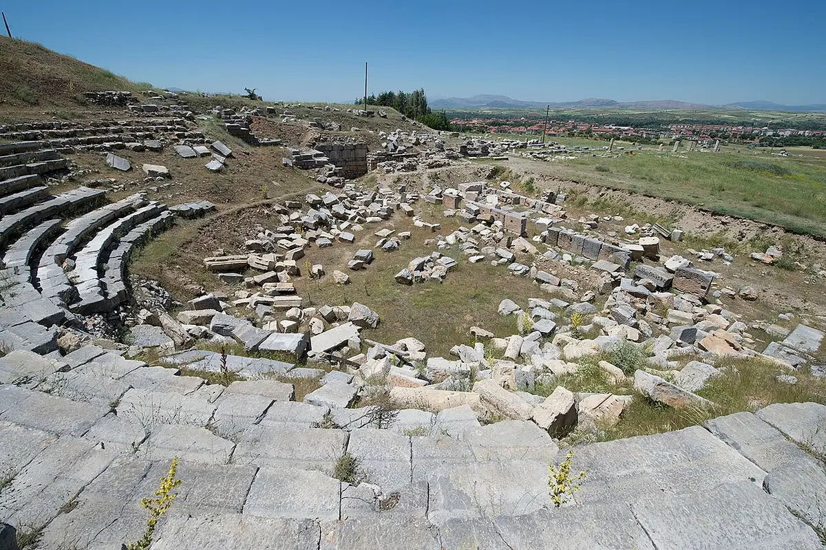 Antiokheia Antik Tiyatrosu