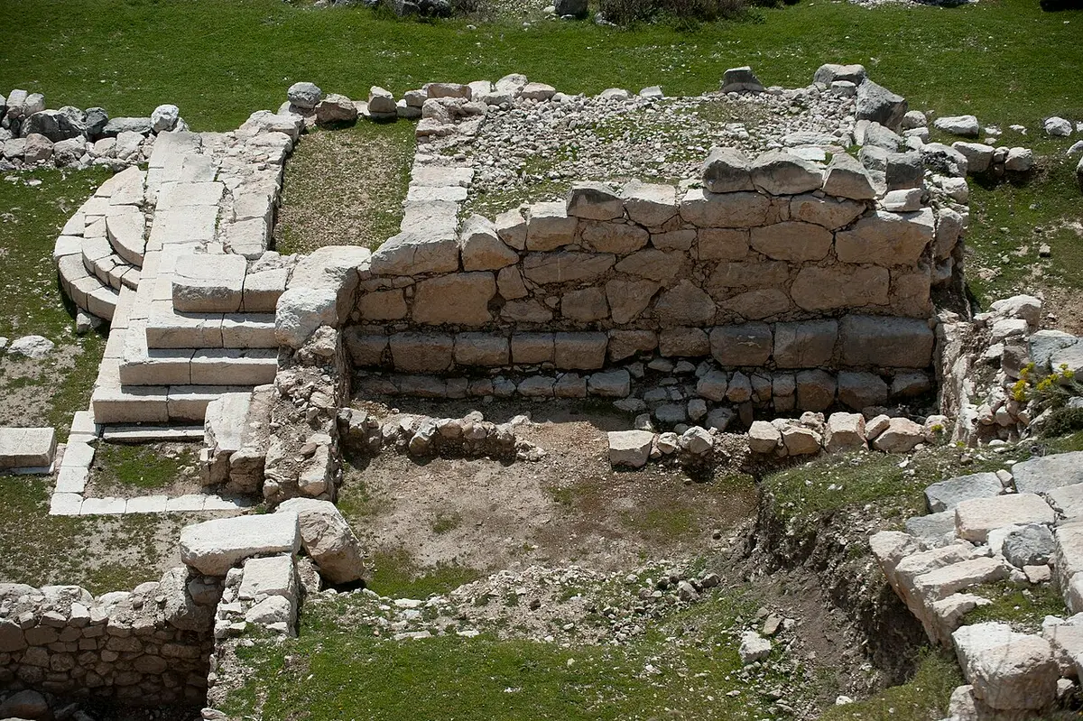 Arykanda Podyumlu Tapınak