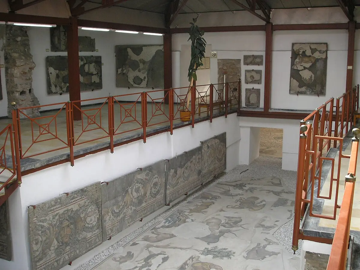 Büyük Saray Mozaikleri Müzesi