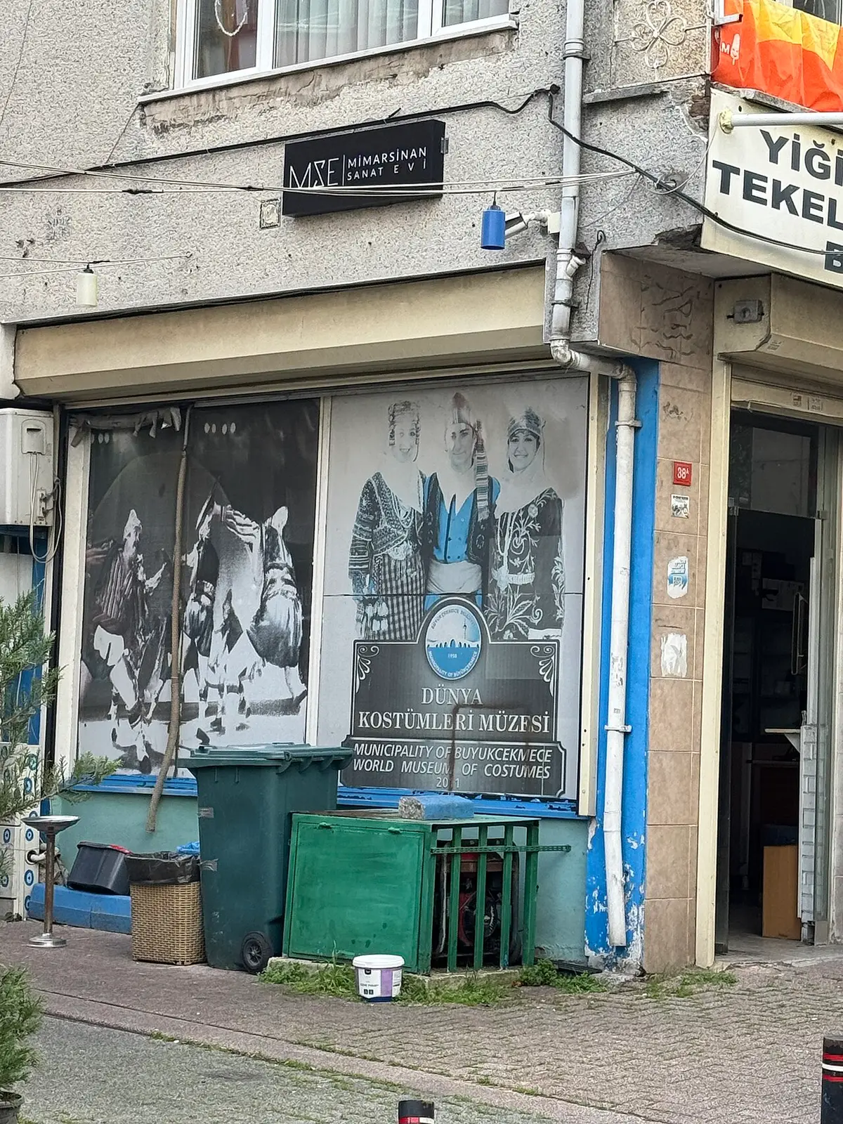 Dünya Kostümleri Müzesi