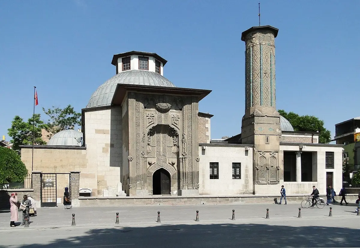 İnce Minareli Medrese