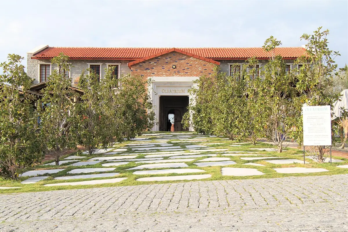 Kuşadası Oleatrium'u