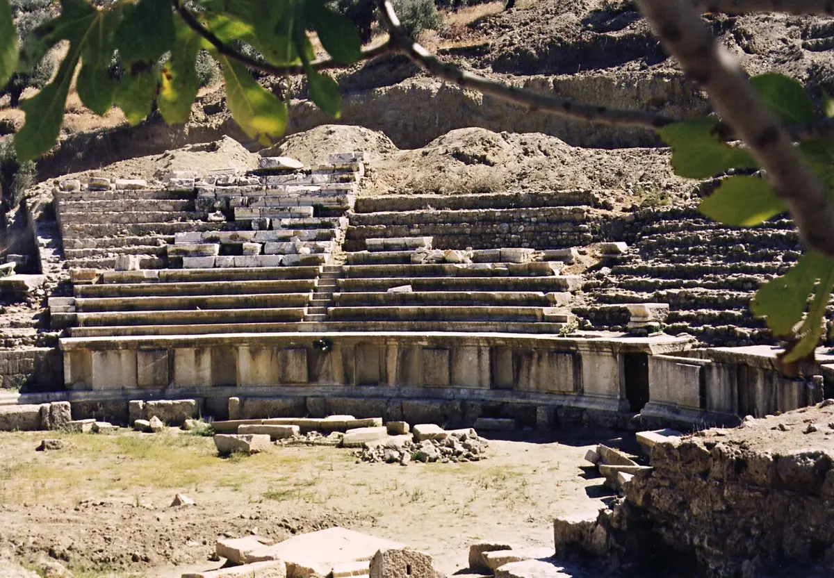 Magnesia Theatron