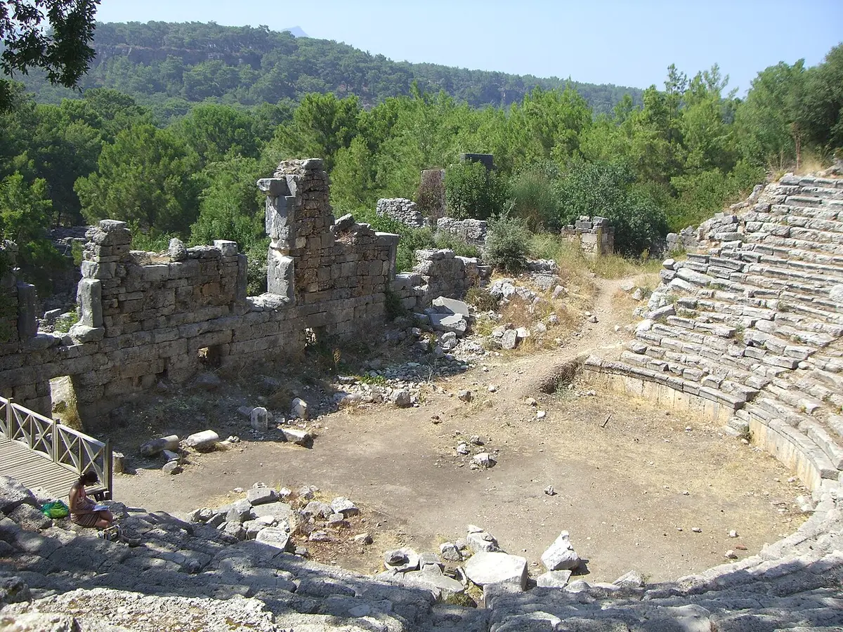 Phaselis Roma Tiyatrosu