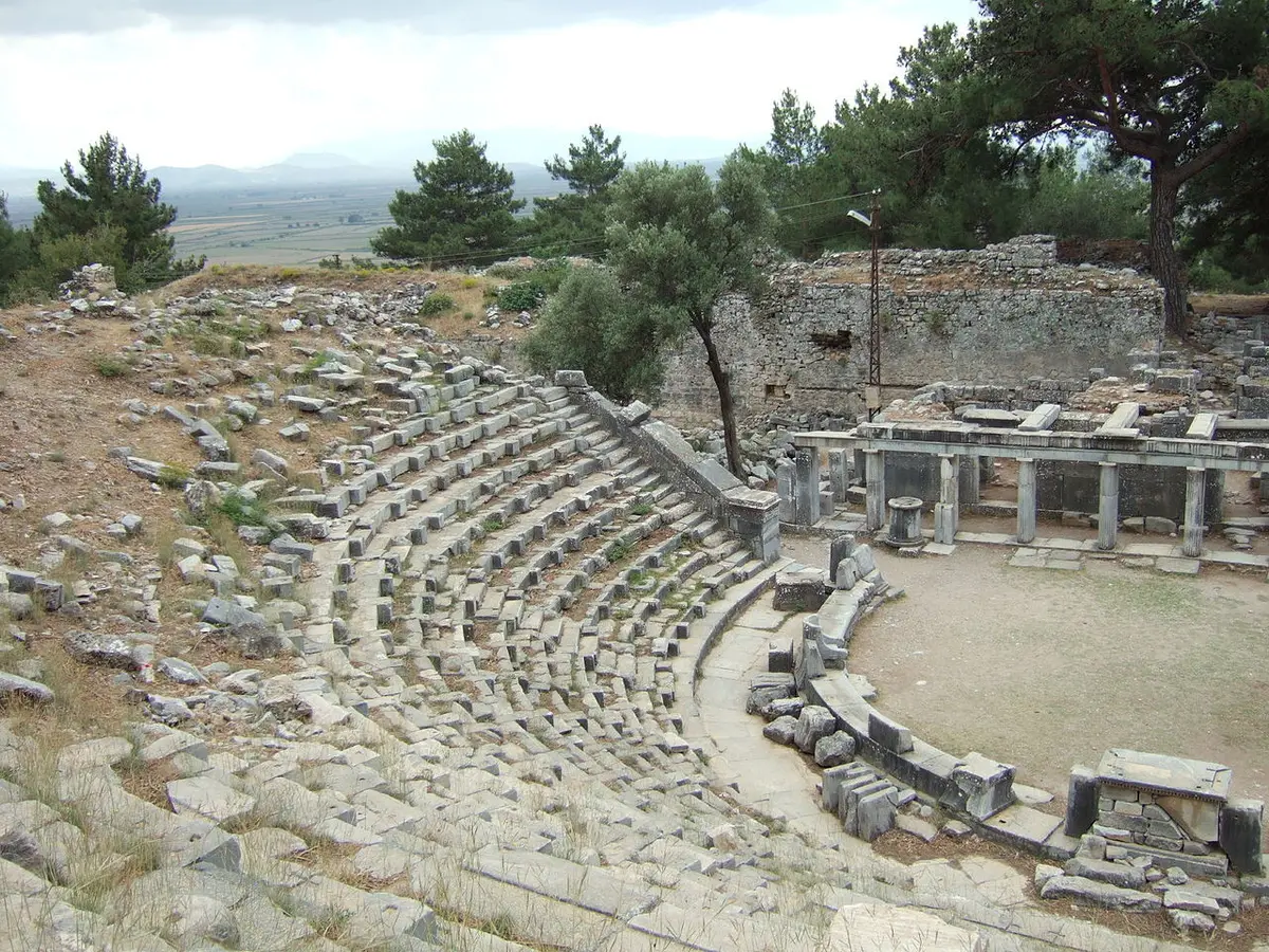 Priene Antik Tiyatrosu