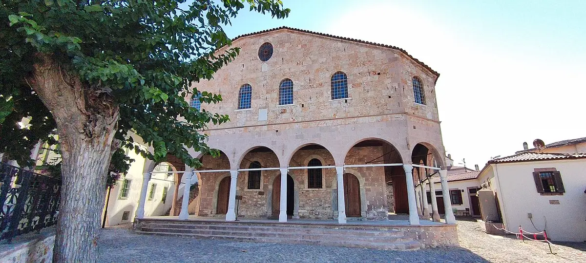 Taksiyarhis Kilisesi, Ayvalık