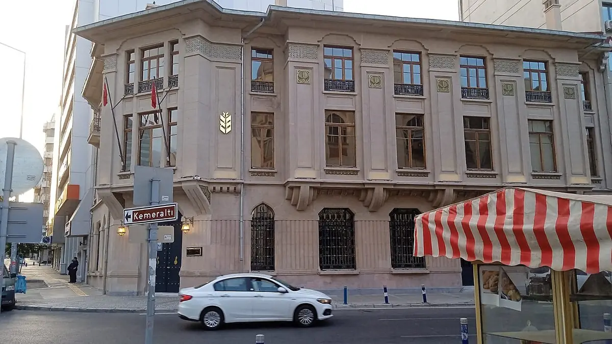 Ziraat Bankası İzmir Sanat Müzesi